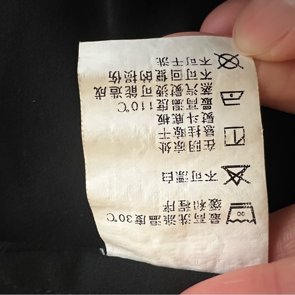 Women sleeveless shirt - Picture 7 of 10